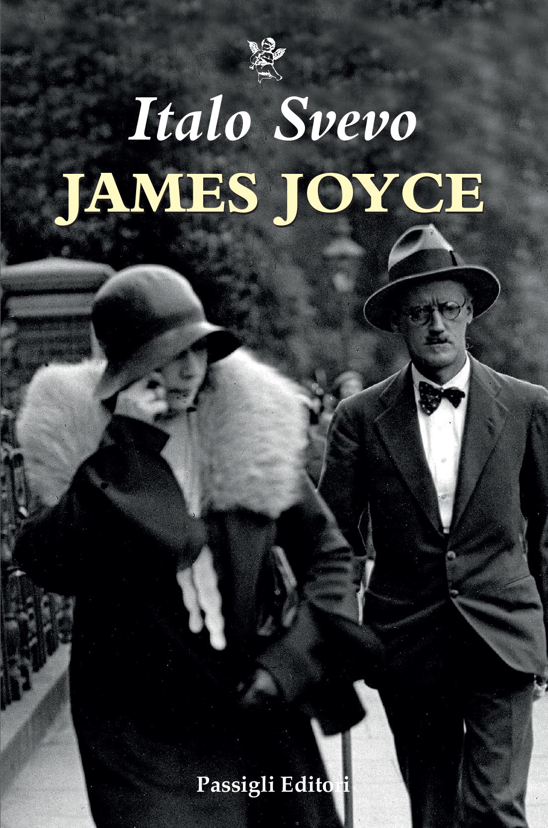 Copertina di "James Joyce" di Italo Svevo