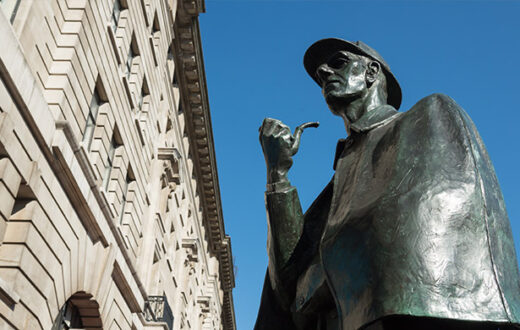 Sherlock Holmes di arthur conan doyle: 5 curiosità che forse non sai sul personaggio più famoso di sempre